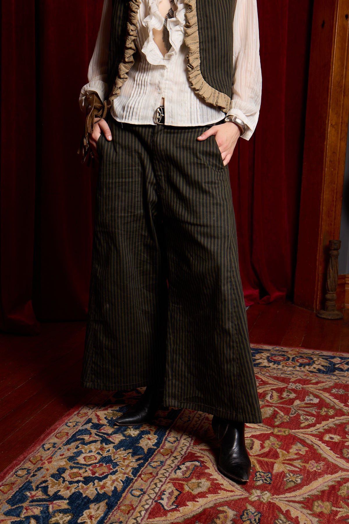 Cabineer Capris