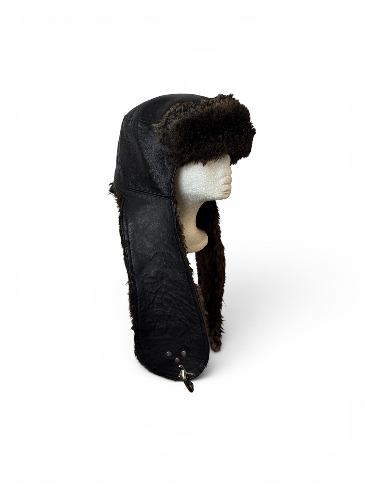Leather Bugs Unshanka – Revolutionary Helmet Hat